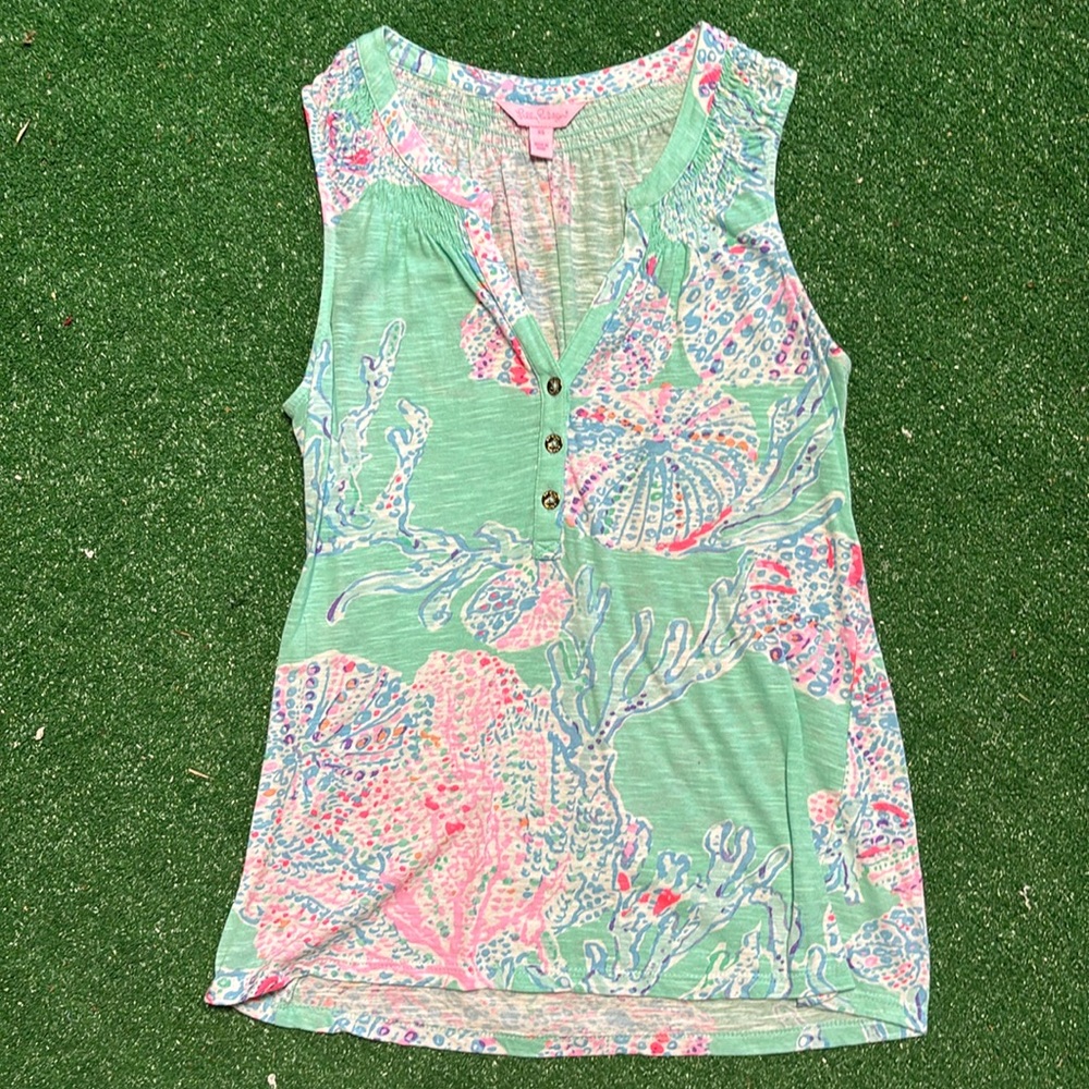 Coral reef Lilly Pulitzer tank